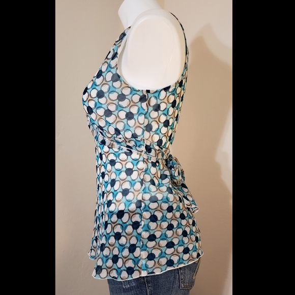 Flowy Blouse - Picture 2 of 4